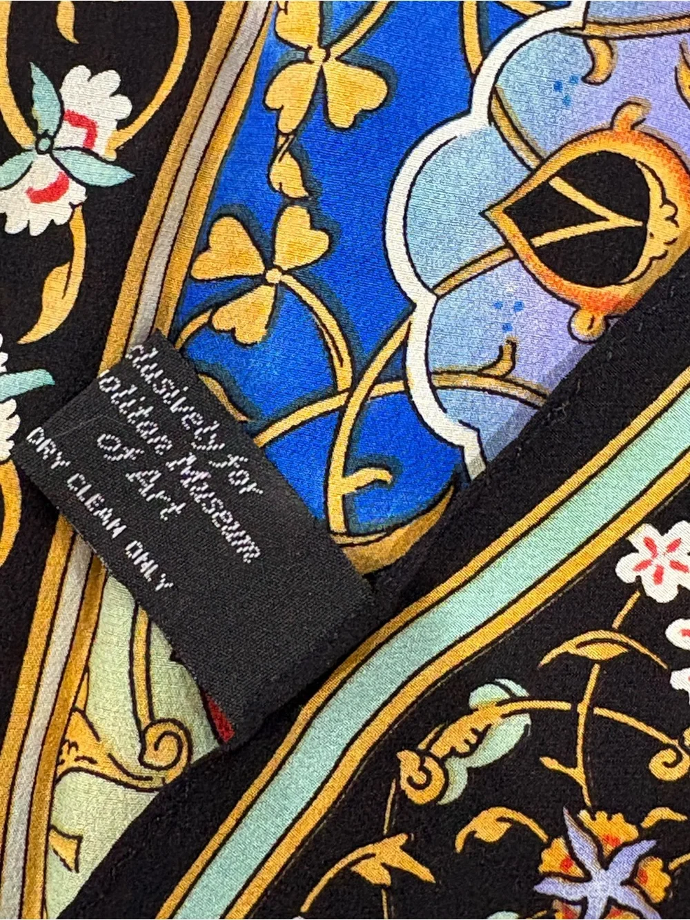Vintage Metropolitan Museum of Art 100% silk scarf geometric Tezhip Islamic